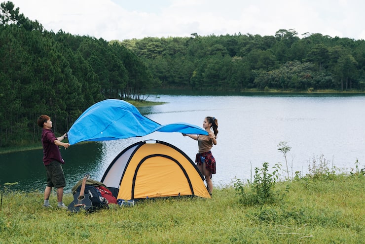 https://hilltopcamplembang.com/tempat-camping-di-lembang-bandung-murah/