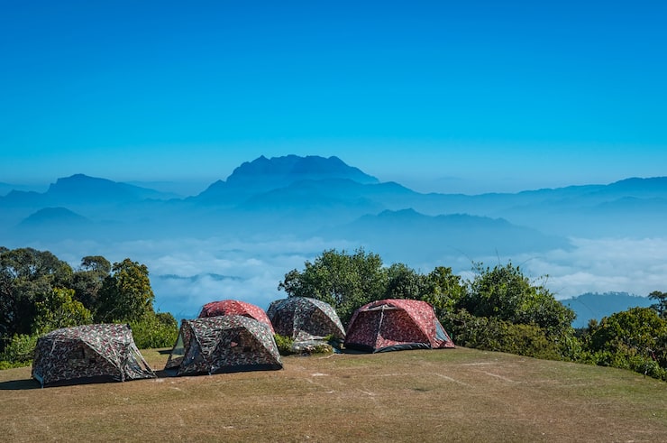 Berkemah Nyaman di Lembang: Akses Mudah dari Kota